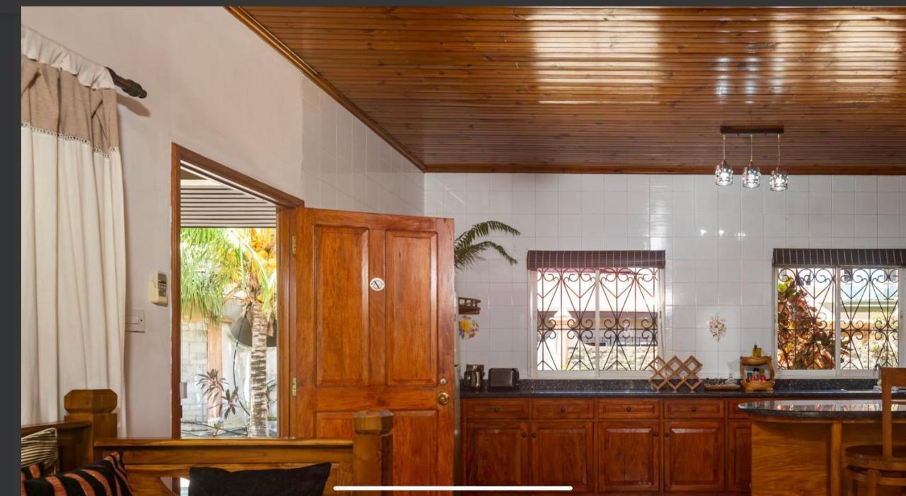 Effie Mountain View Coco Villa Misere Extérieur photo